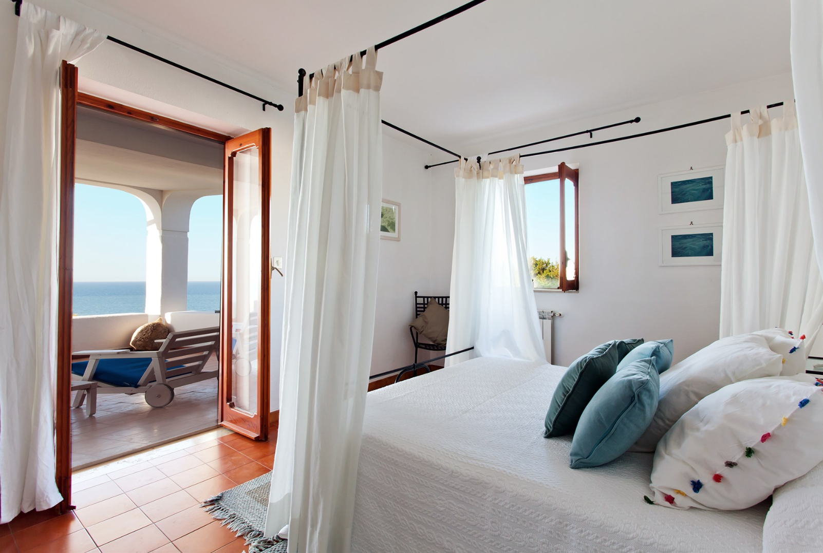 each bedroom has an en-suite bathroom and access to the balcony with sea view